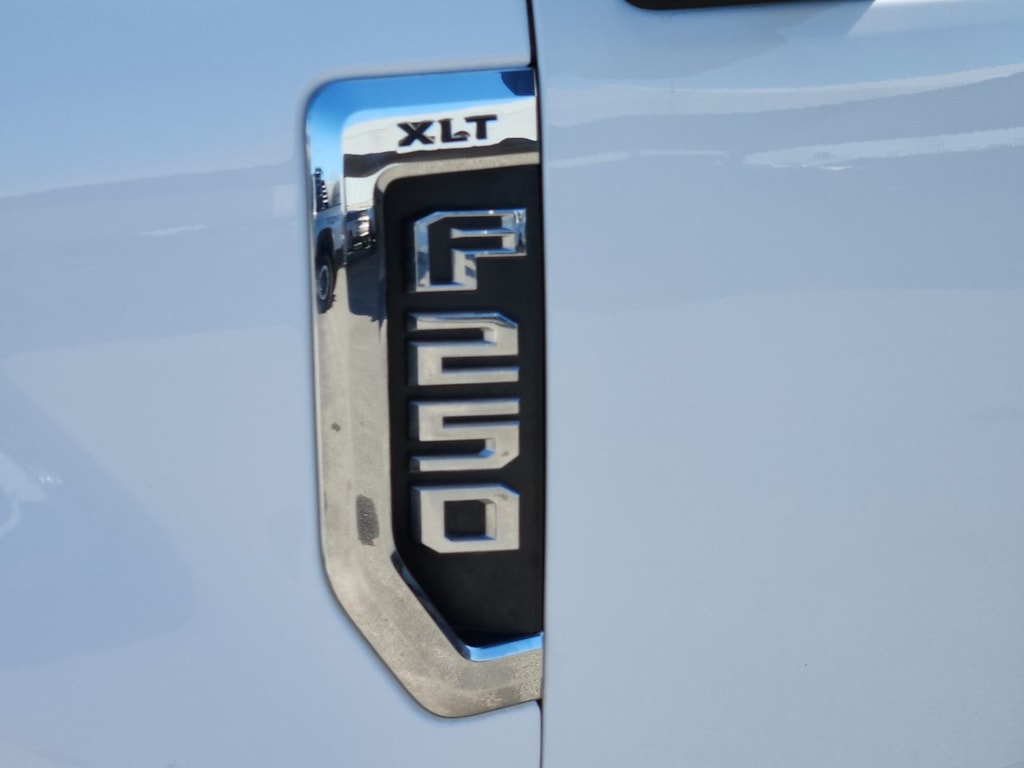 2022 Ford F-250 XLT 7