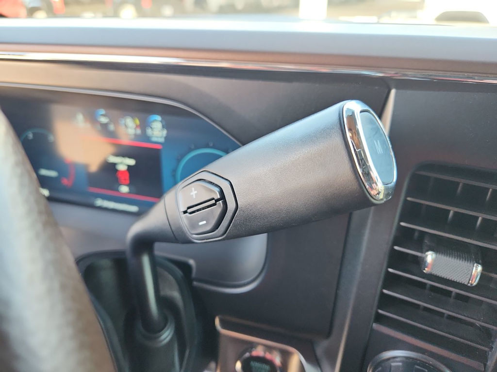 Thumbnail: 2025 Ford F-250 - 23