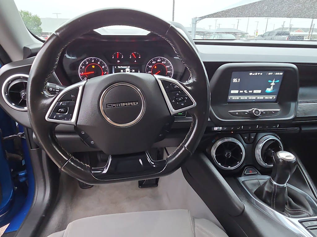 Thumbnail: 2018 Chevrolet Camaro - 8