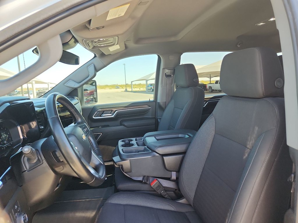 Thumbnail: 2024 Chevrolet Silverado 2500 - 10