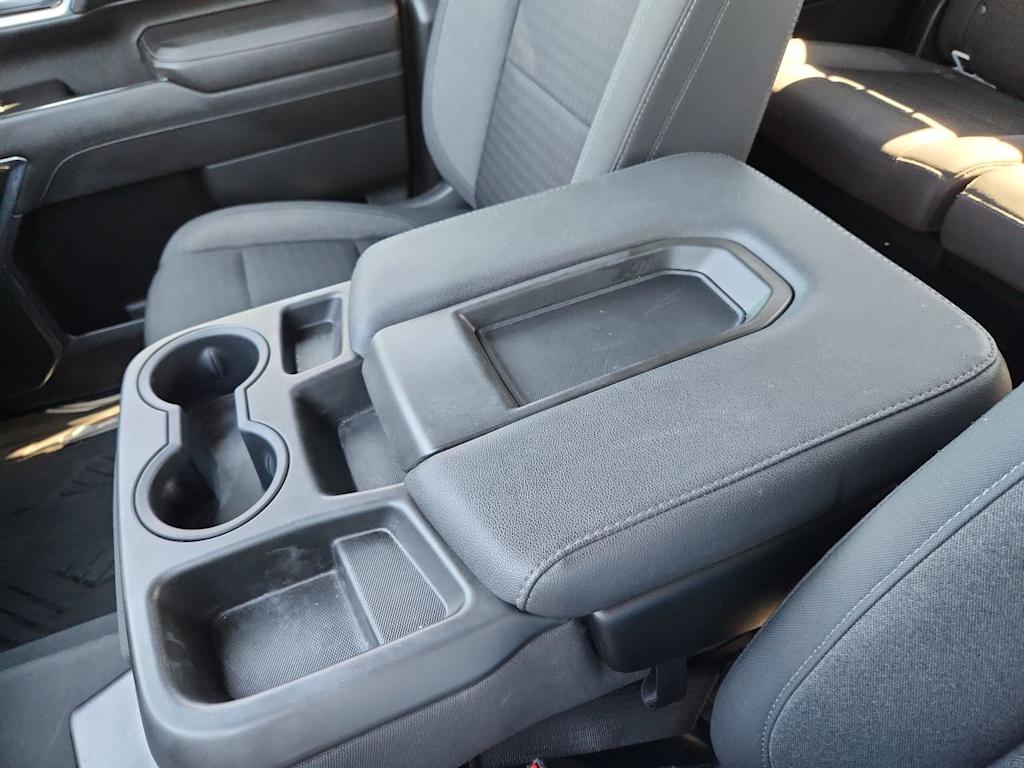 Thumbnail: 2024 Chevrolet Silverado 2500 - 16