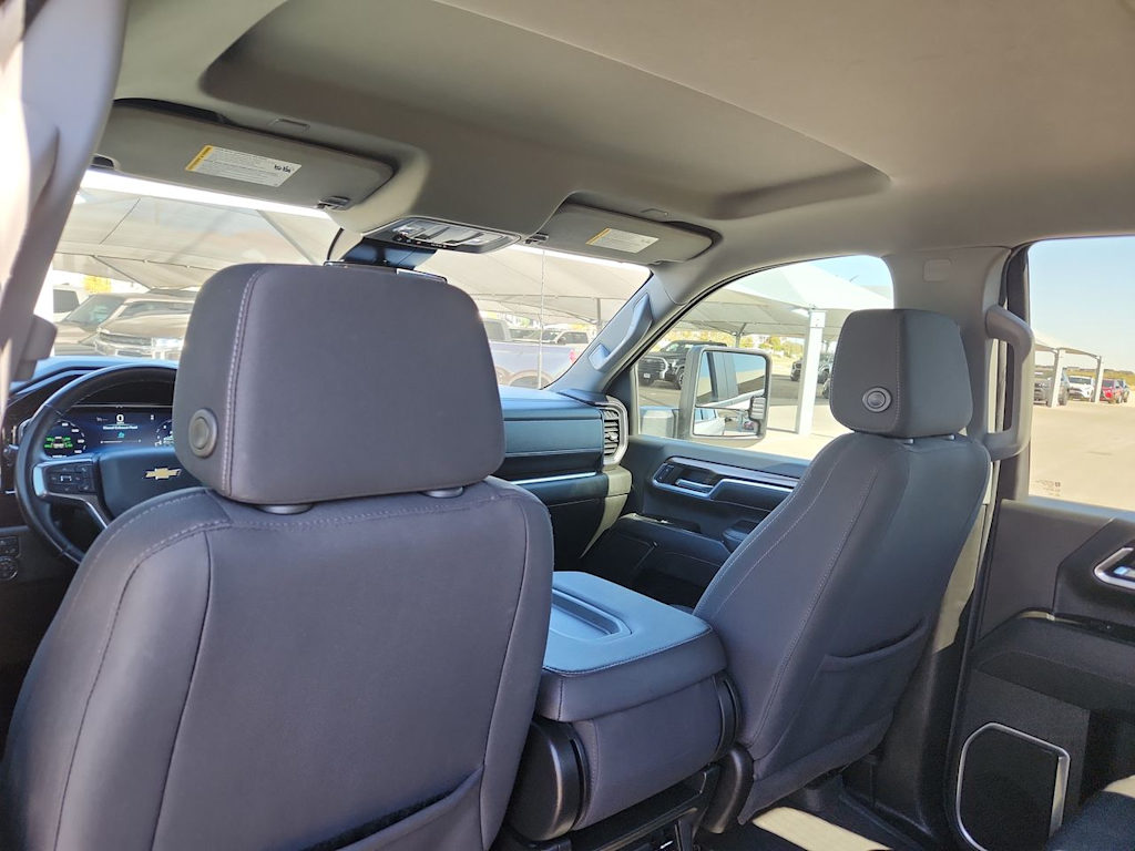 Thumbnail: 2024 Chevrolet Silverado 2500 - 12