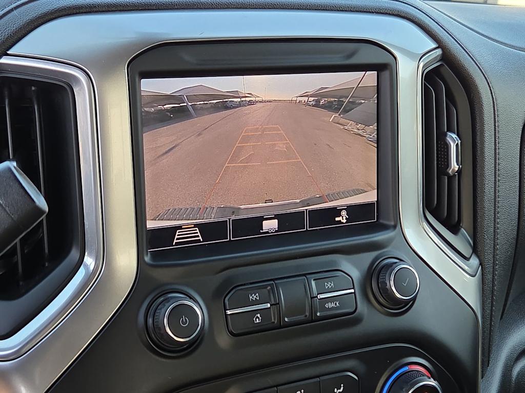 Thumbnail: 2020 Chevrolet Silverado 2500 - 24