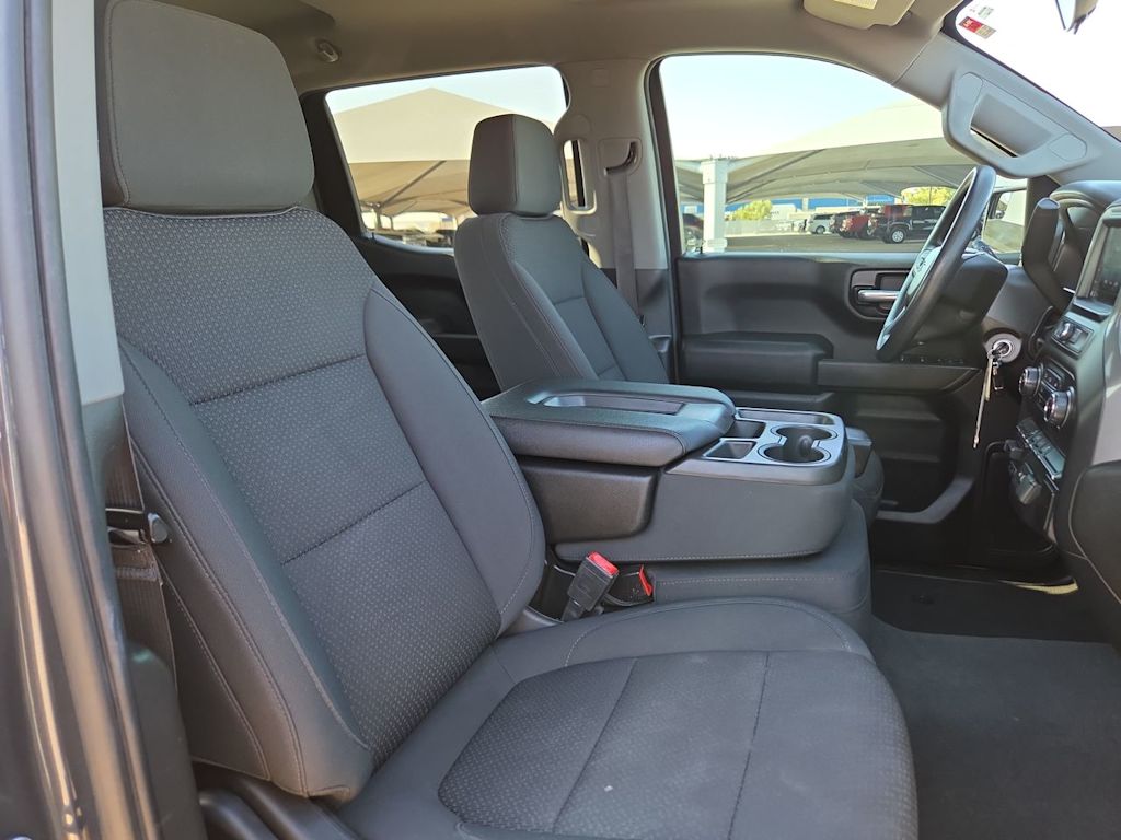 Thumbnail: 2021 Chevrolet Silverado 1500 - 21