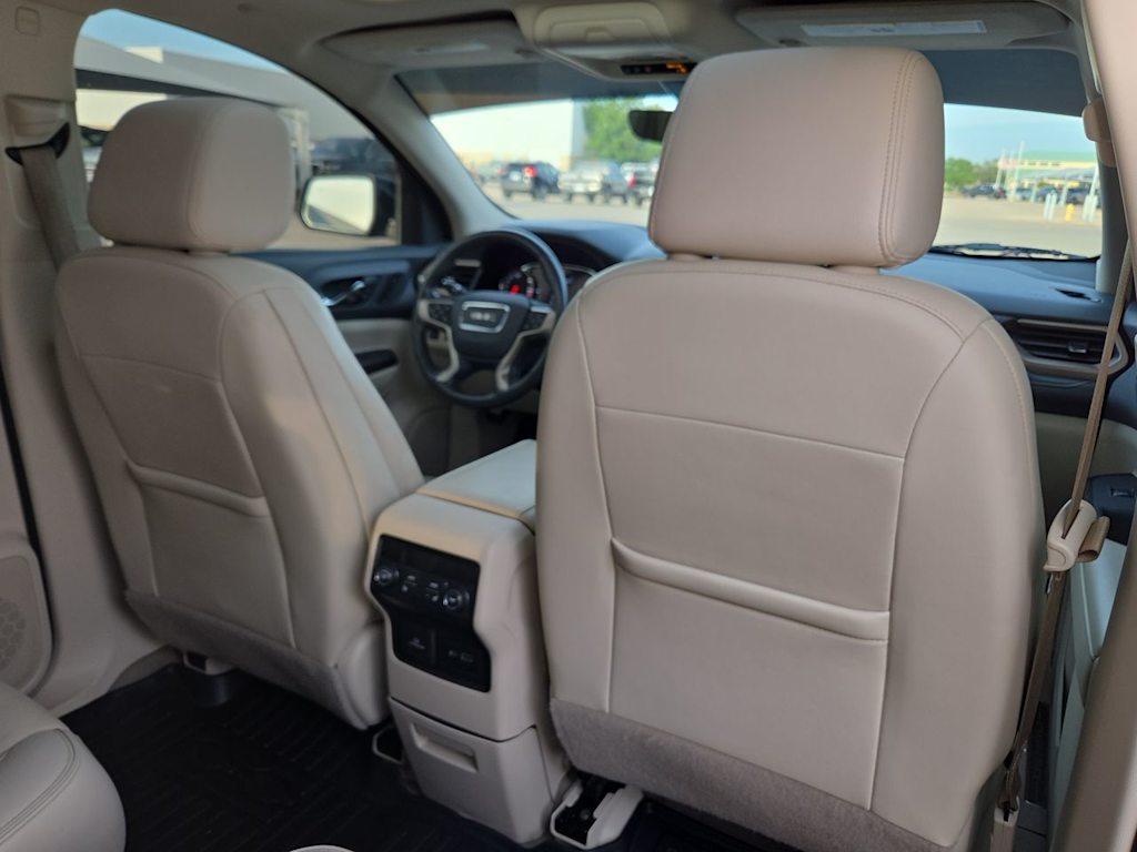 Thumbnail: 2021 GMC Acadia - 12