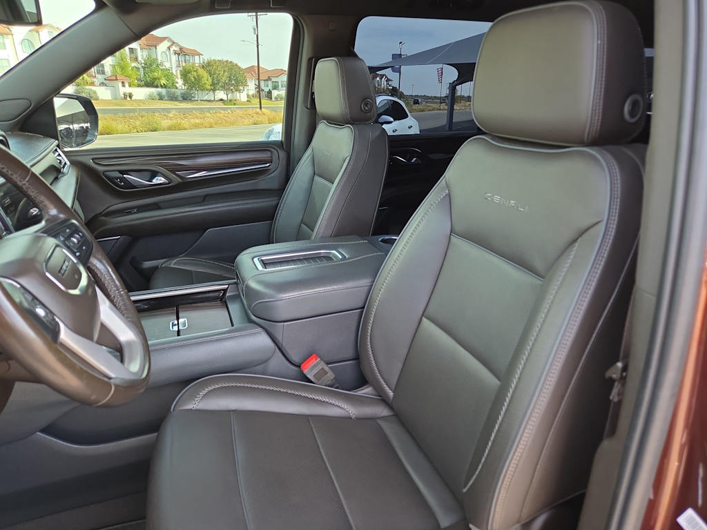 Thumbnail: 2022 GMC Yukon XL - 10