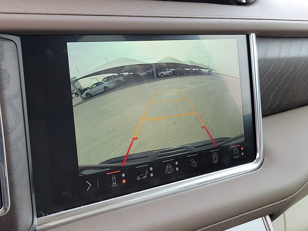 2023 GMC Yukon XL Denali 28