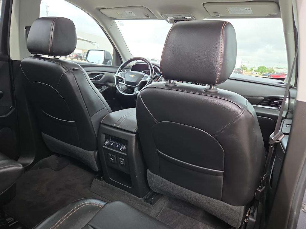 Thumbnail: 2019 Chevrolet Traverse - 11
