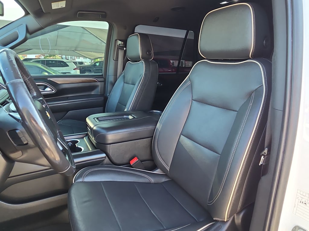 Thumbnail: 2022 Chevrolet Tahoe - 9