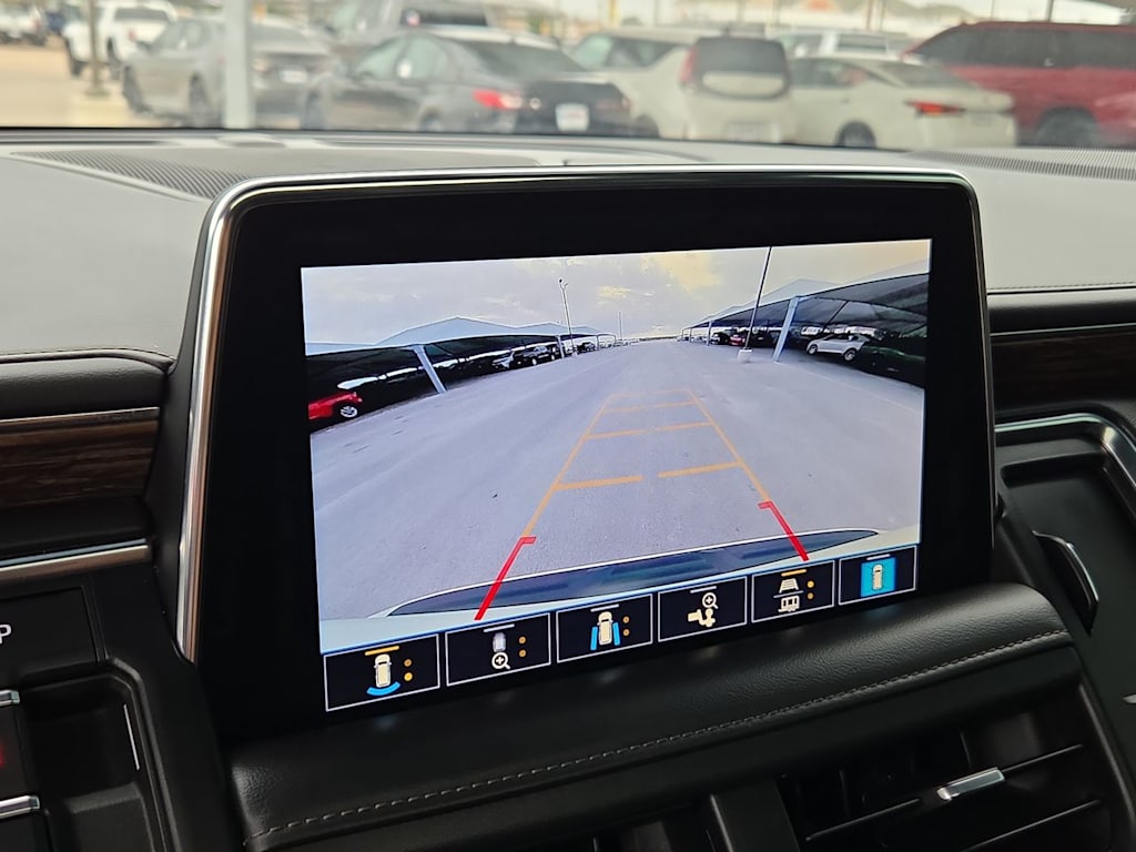 Thumbnail: 2021 Chevrolet Tahoe - 25