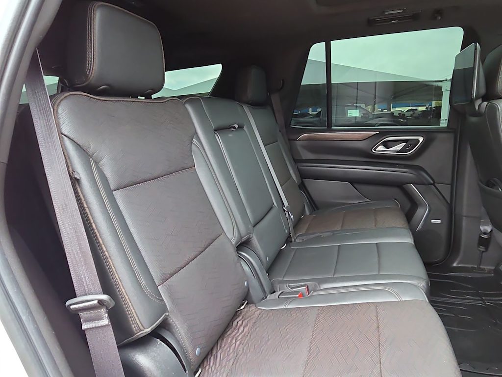 Thumbnail: 2021 Chevrolet Tahoe - 12