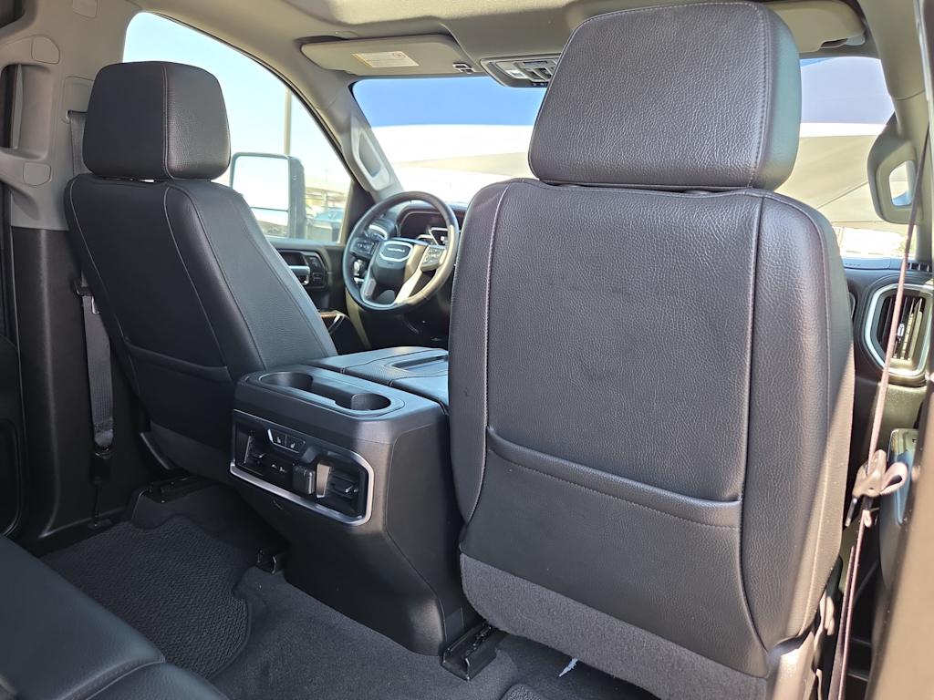 Thumbnail: 2021 GMC Sierra 2500 - 12