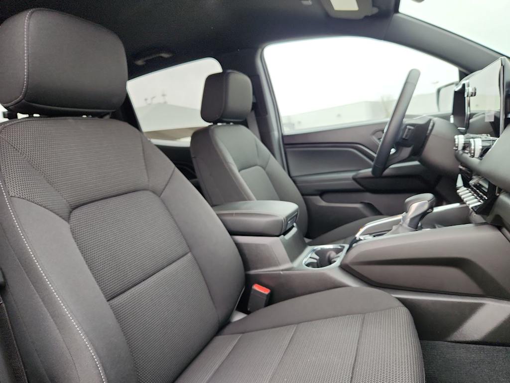 Thumbnail: 2025 GMC Canyon - 22