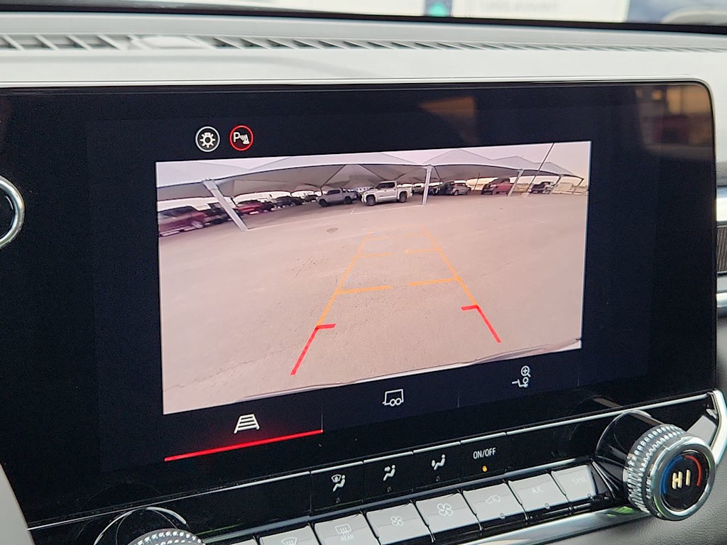 Thumbnail: 2025 GMC Canyon - 25