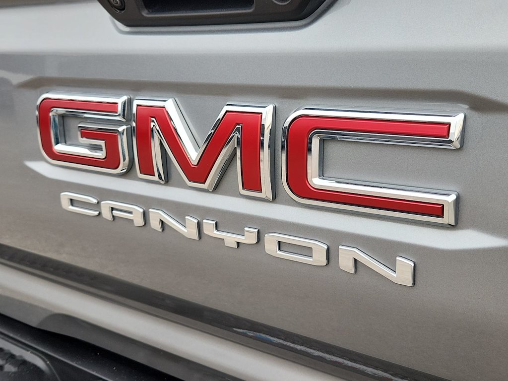 Thumbnail: 2025 GMC Canyon - 7