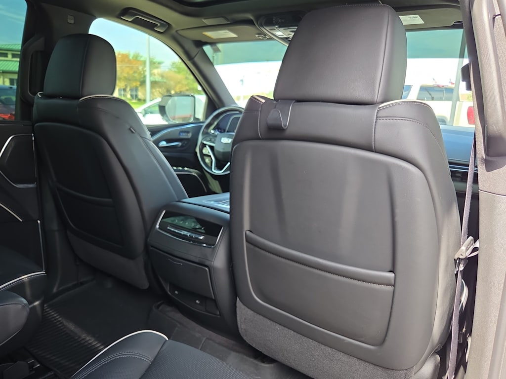 Thumbnail: 2023 Cadillac Escalade - 12