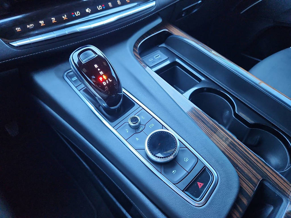 Thumbnail: 2024 Cadillac Escalade - 16