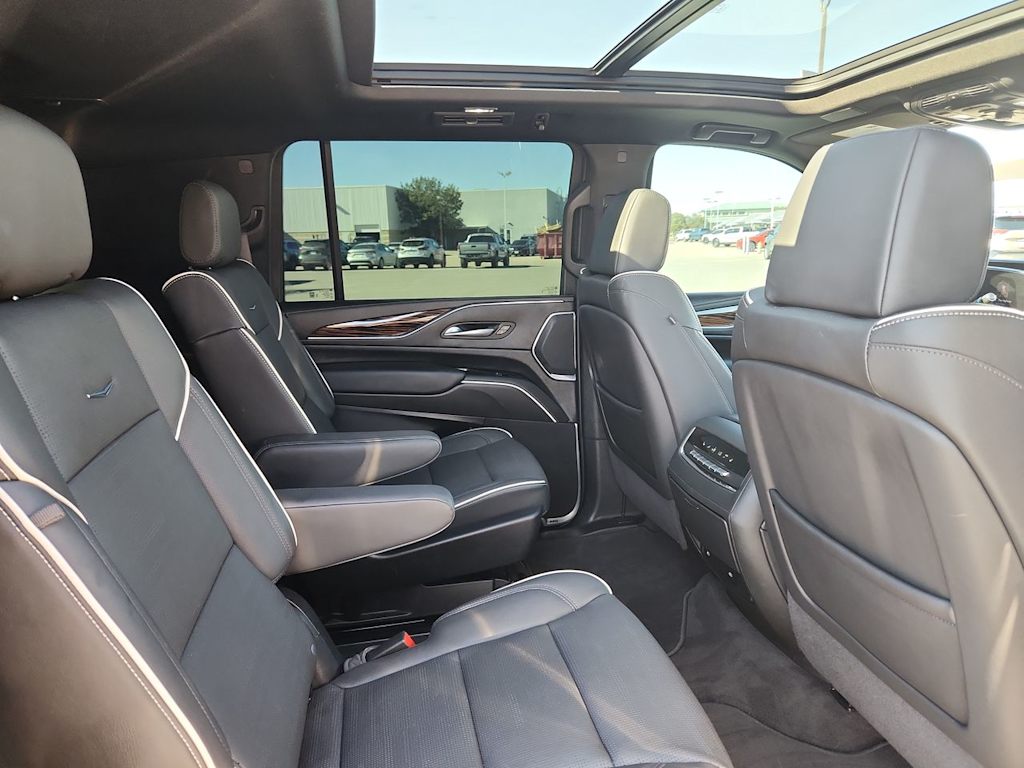 Thumbnail: 2024 Cadillac Escalade - 13