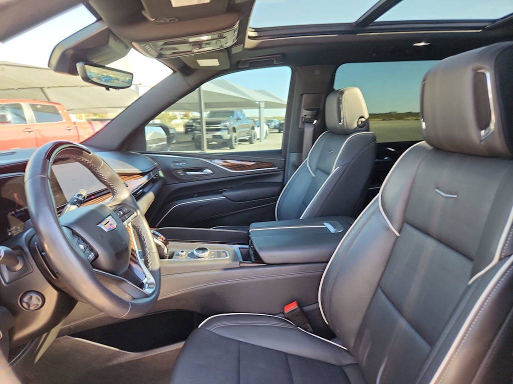 Thumbnail: 2024 Cadillac Escalade - 11