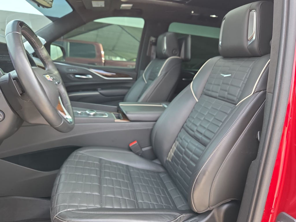 Thumbnail: 2022 Cadillac Escalade - 10