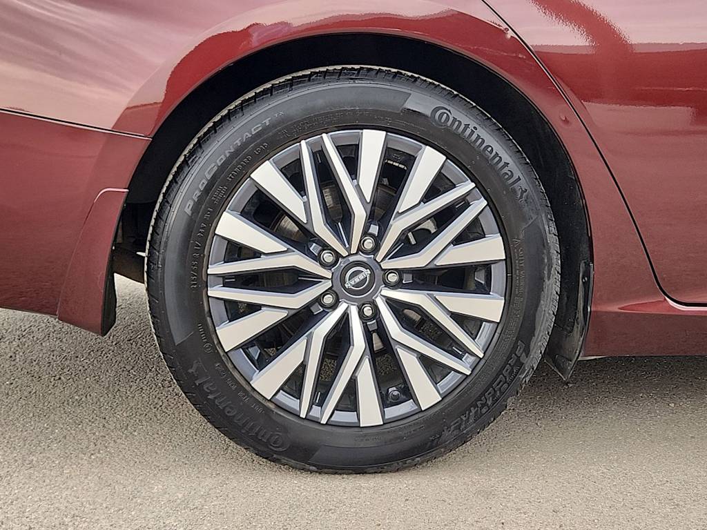 Thumbnail: 2023 Nissan Altima - 8