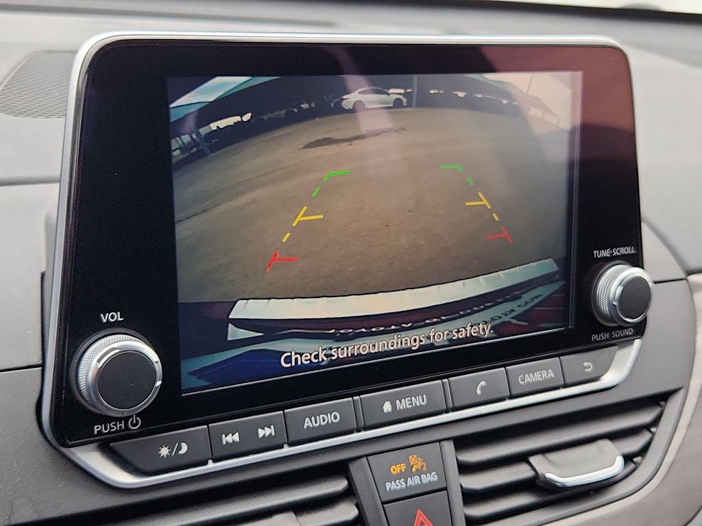 Thumbnail: 2023 Nissan Altima - 25