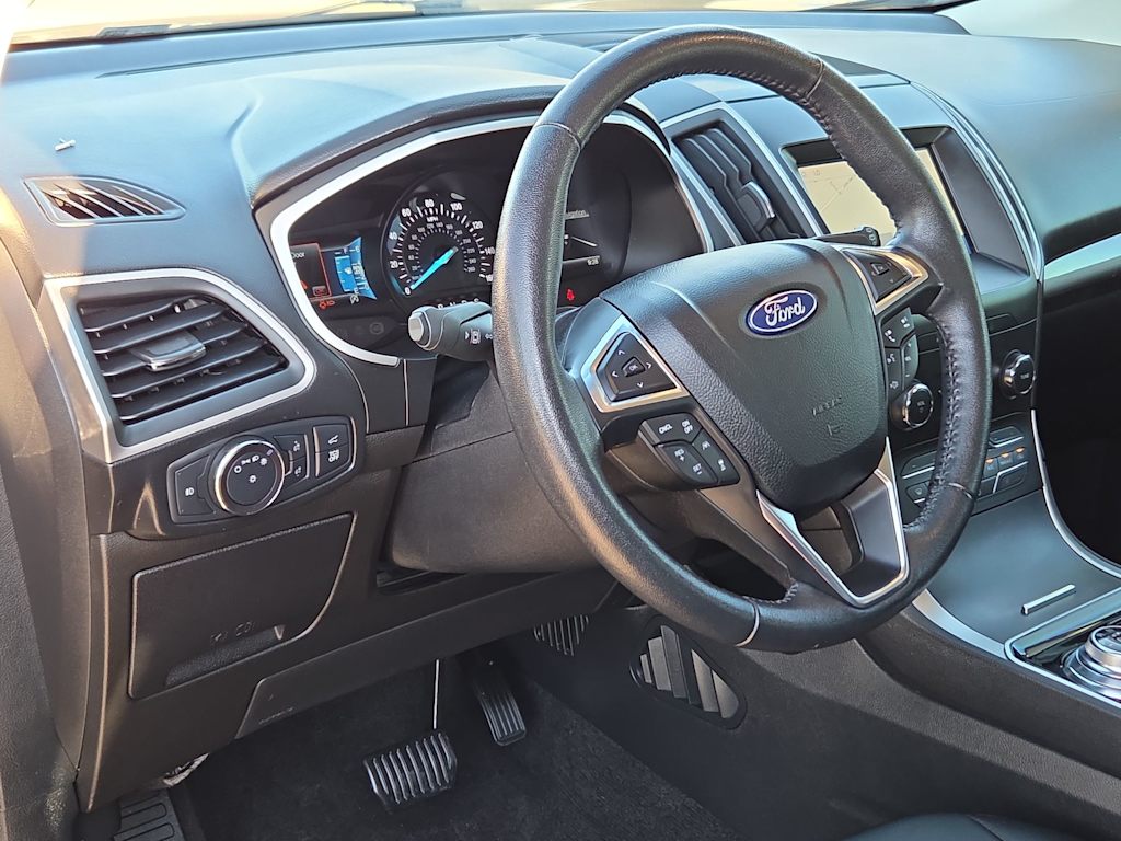 Thumbnail: 2020 Ford Edge - 2