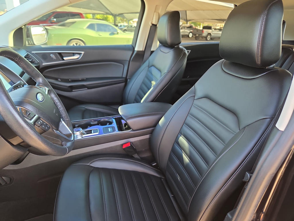Thumbnail: 2020 Ford Edge - 10