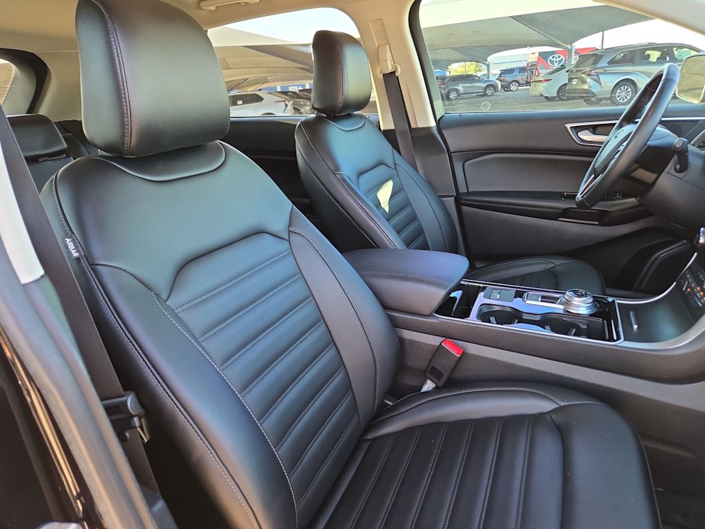 Thumbnail: 2020 Ford Edge - 11