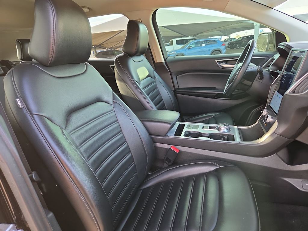 Thumbnail: 2022 Ford Edge - 22