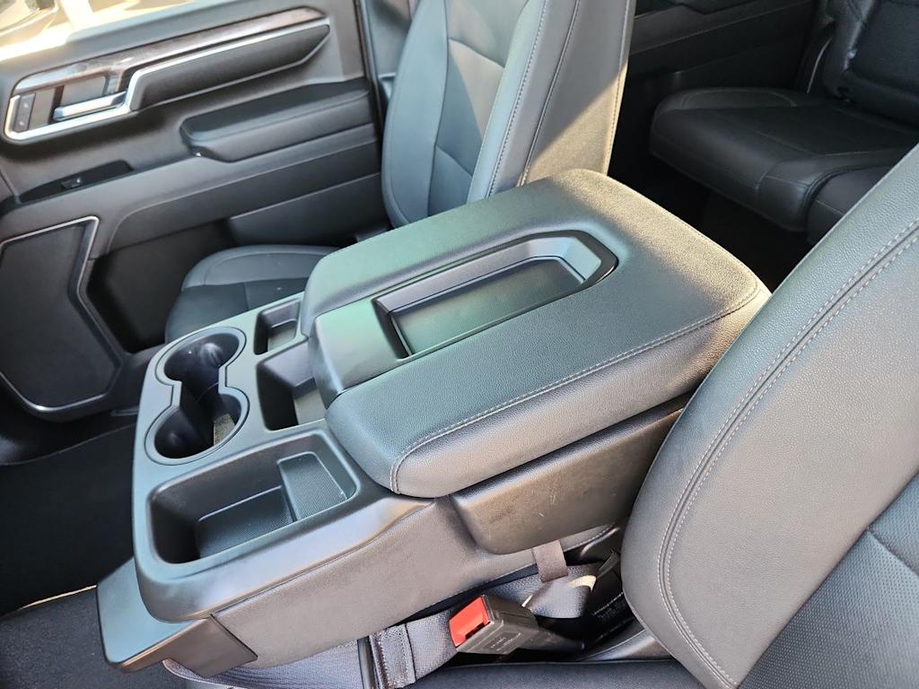 Thumbnail: 2024 Chevrolet Silverado 2500 - 15