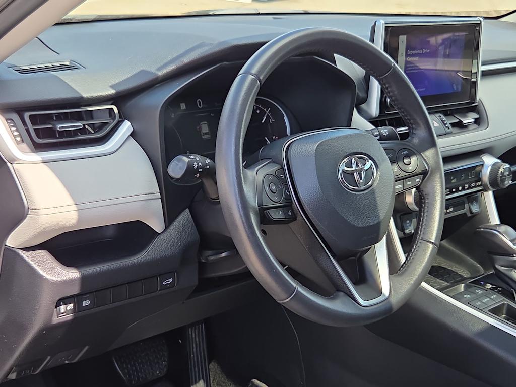 Thumbnail: 2025 Toyota RAV4 - 2