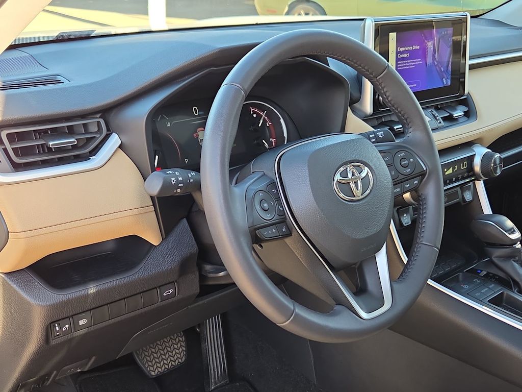 Thumbnail: 2025 Toyota RAV4 - 2