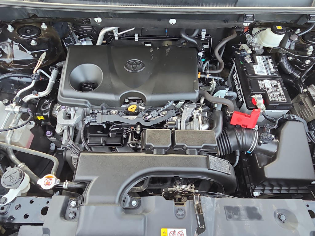 Thumbnail: 2021 Toyota RAV4 - 9