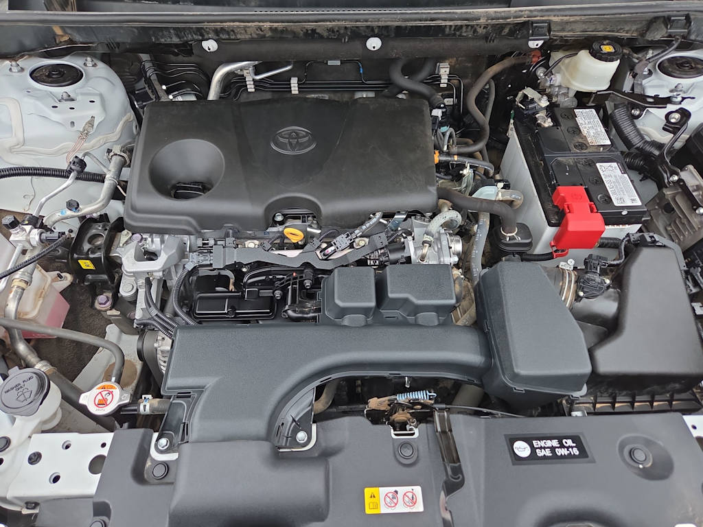 Thumbnail: 2022 Toyota RAV4 - 9
