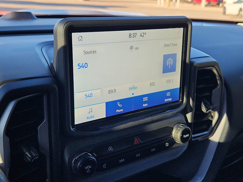 Thumbnail: 2023 Ford Bronco Sport - 14