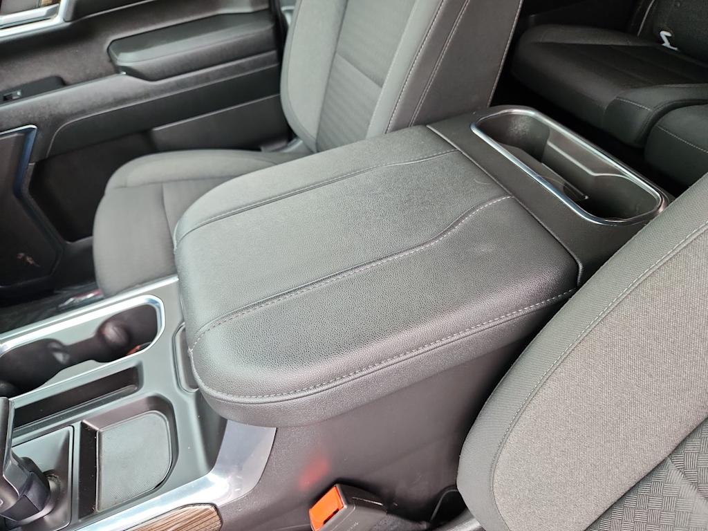 Thumbnail: 2023 Chevrolet Silverado 1500 - 24