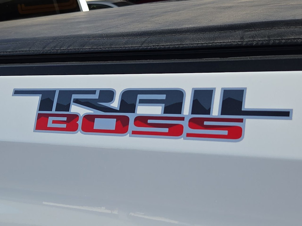 Thumbnail: 2024 Chevrolet Silverado 1500 - 7