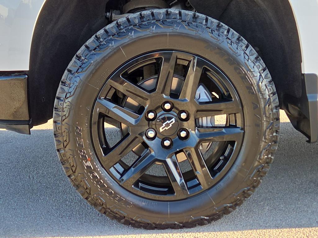 Thumbnail: 2024 Chevrolet Silverado 1500 - 8