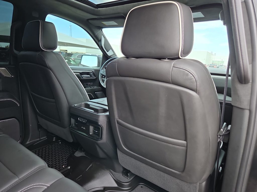 Thumbnail: 2023 GMC Sierra 1500 - 11