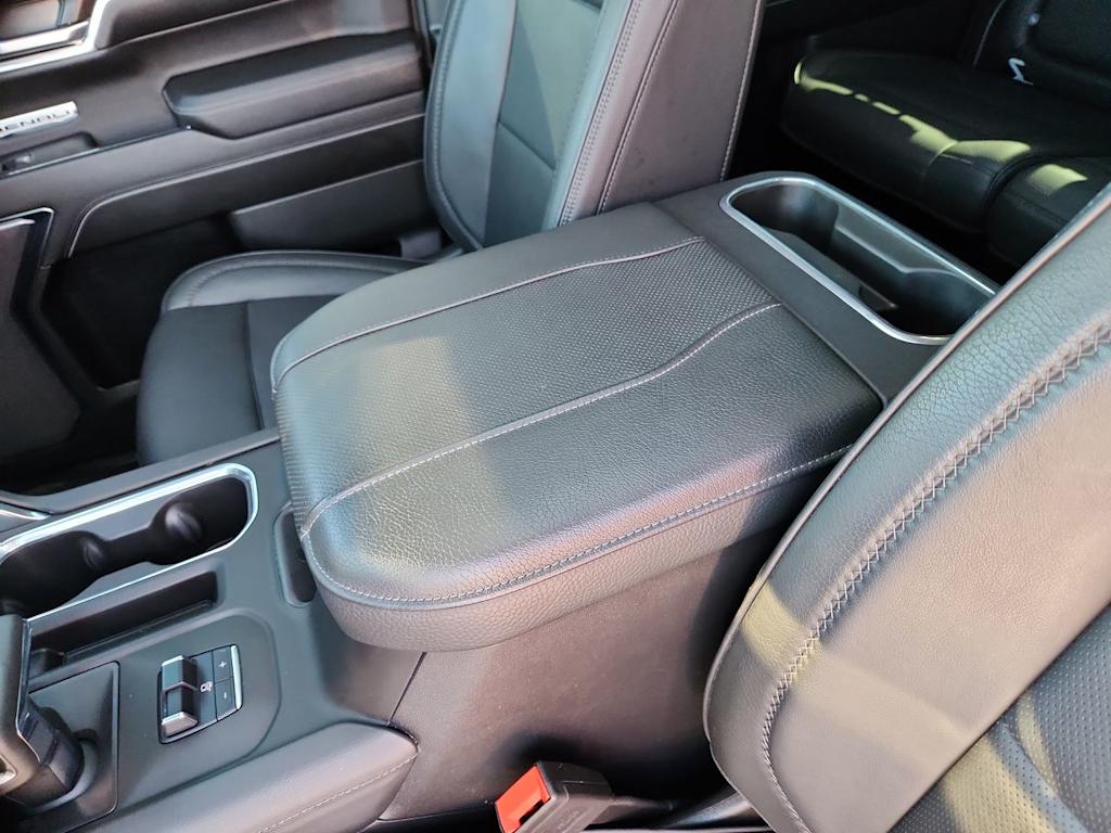 Thumbnail: 2024 GMC Sierra 1500 - 24