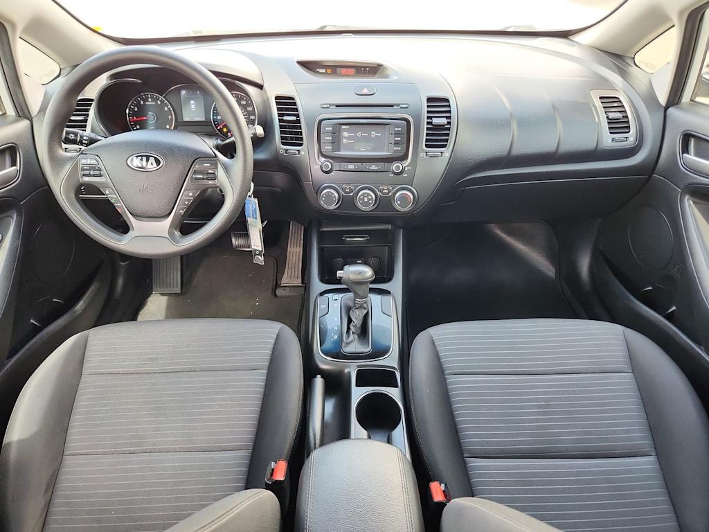Thumbnail: 2017 Kia Forte - 2