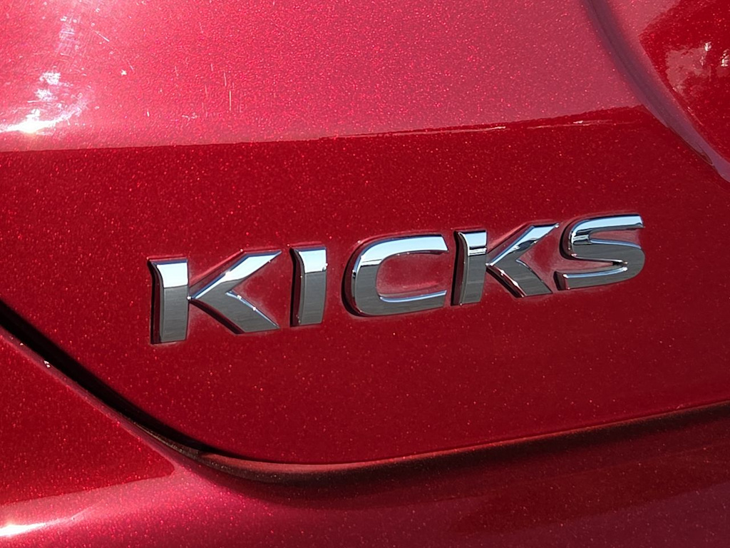 Thumbnail: 2023 Nissan Kicks - 7