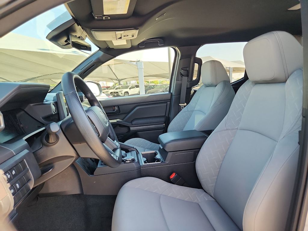 Thumbnail: 2025 Toyota Tacoma - 10