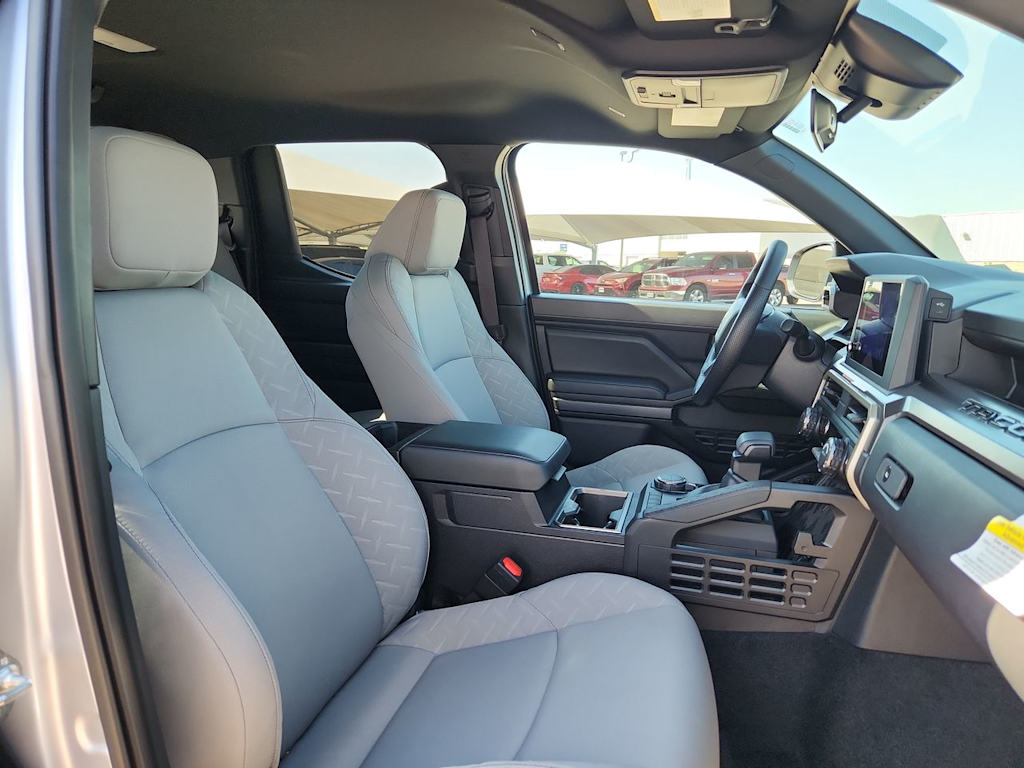 Thumbnail: 2025 Toyota Tacoma - 11