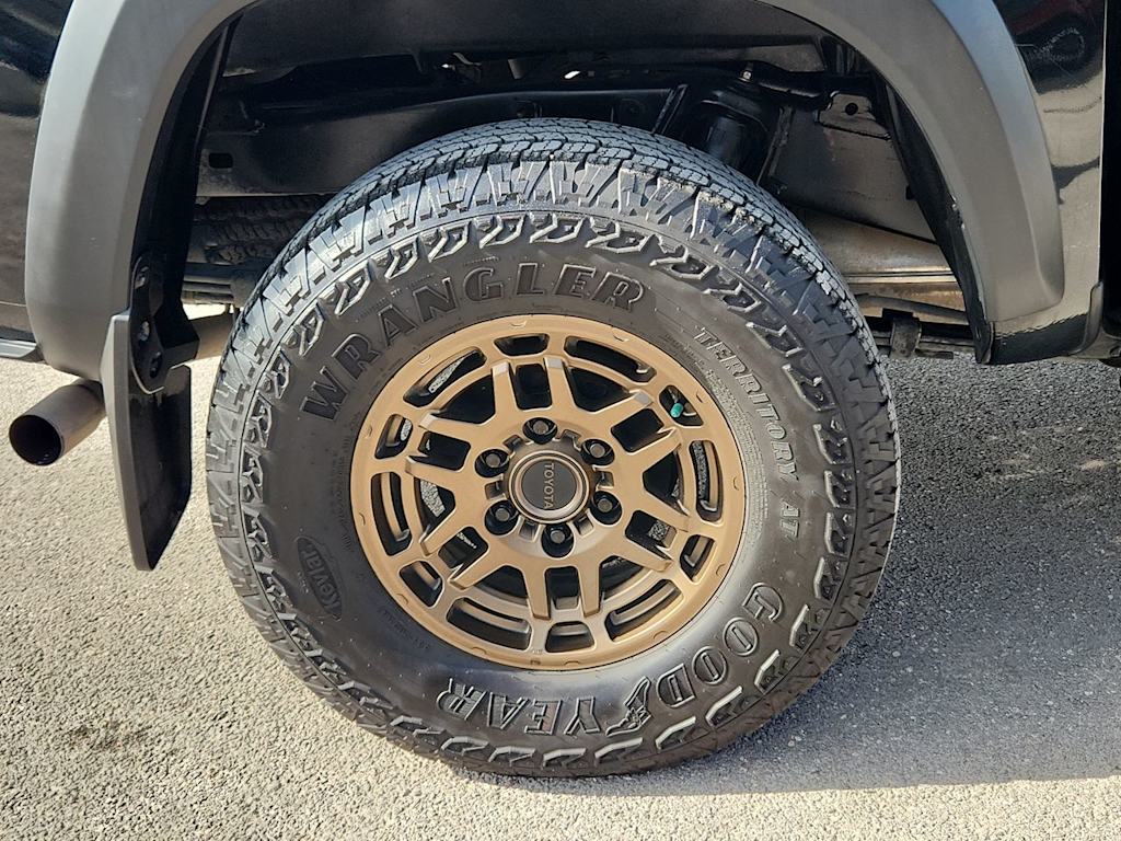 Thumbnail: 2023 Toyota Tacoma - 8