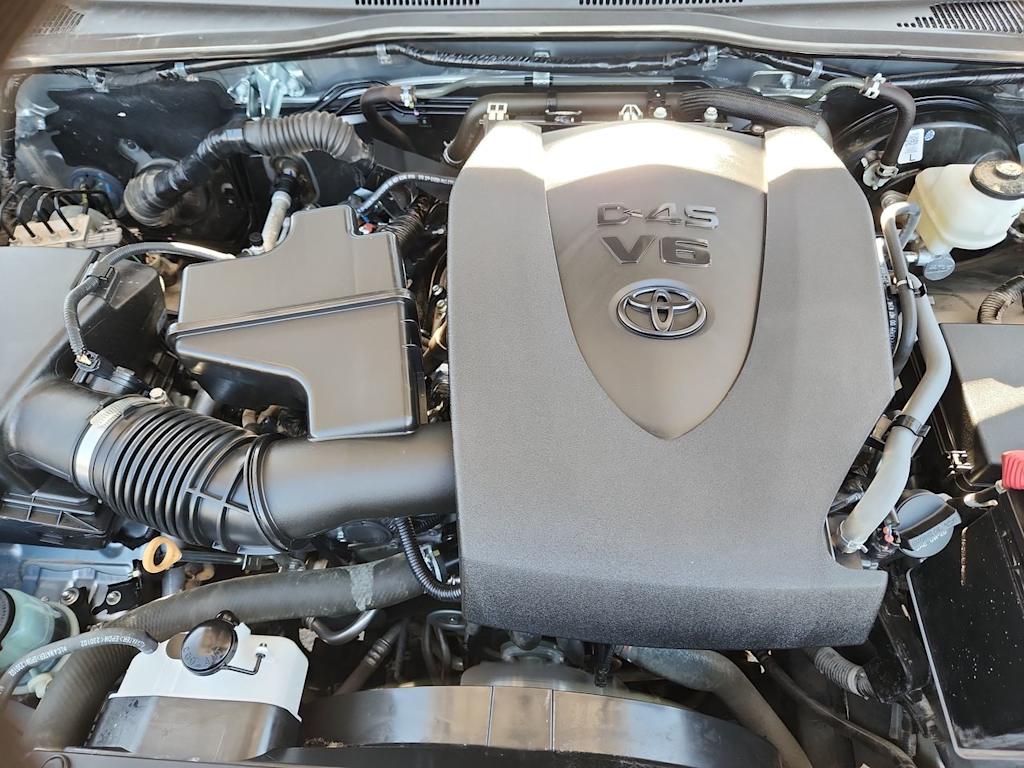 Thumbnail: 2023 Toyota Tacoma - 9