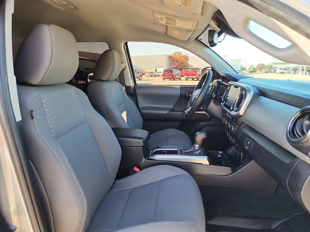 Thumbnail: 2023 Toyota Tacoma - 24