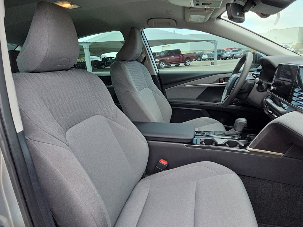 Thumbnail: 2025 Toyota Camry - 21