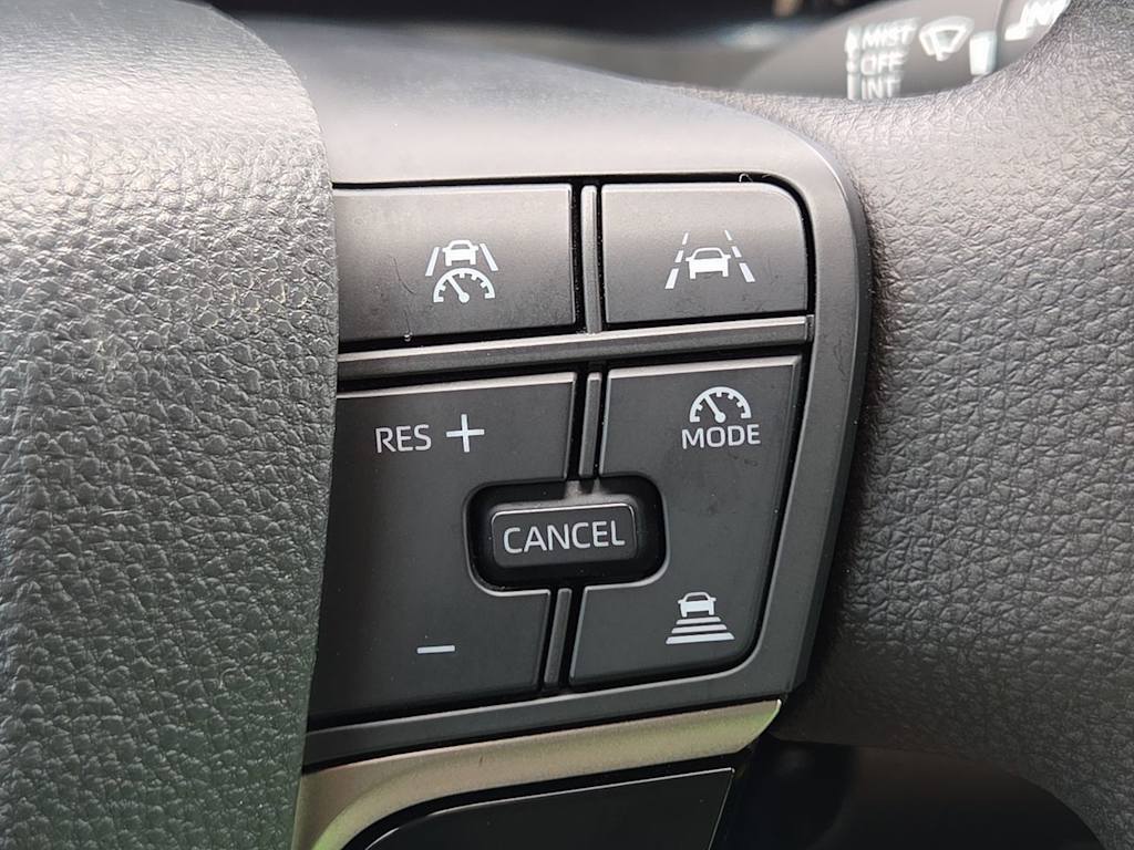 Thumbnail: 2025 Toyota Camry - 24
